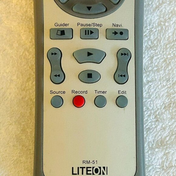 LiteOn RM-51 DVD Recorder Remote Control - Picture 4 of 6